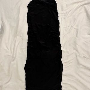 Maxi black skirt with runched sides